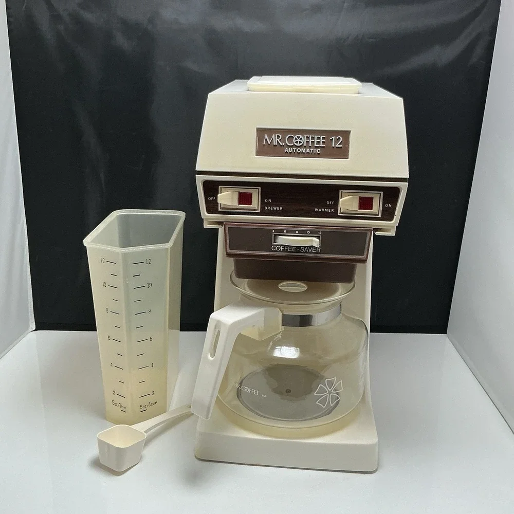 Joe DiMaggio Mr. Coffee 12 Automatic Coffee Brewing System W. Scoop And More